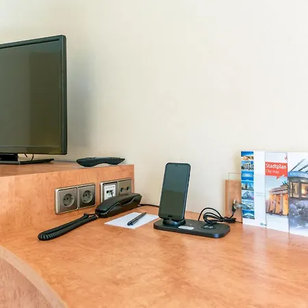 Schlosspark מלון 4*