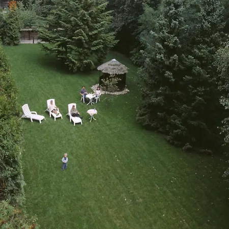 Ξενοδοχείο Schlosspark 4*