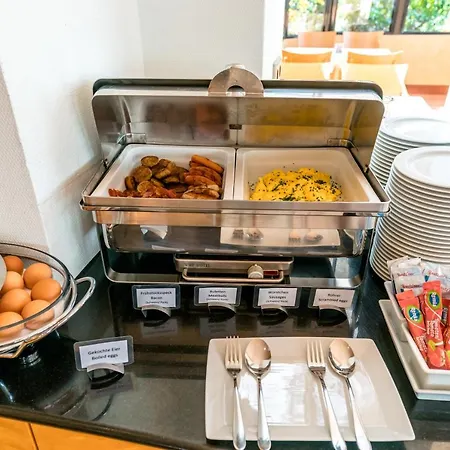 施罗斯公园酒店 4*